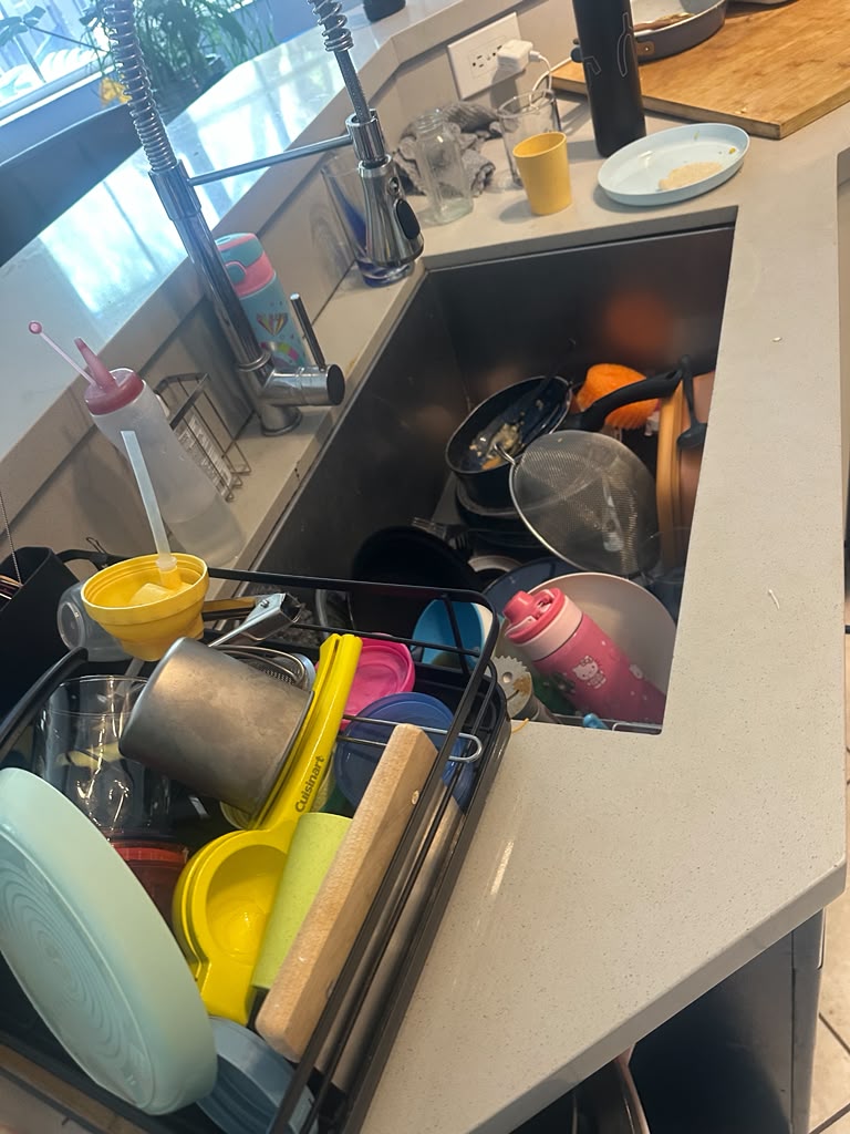 Kitchen before cleaning